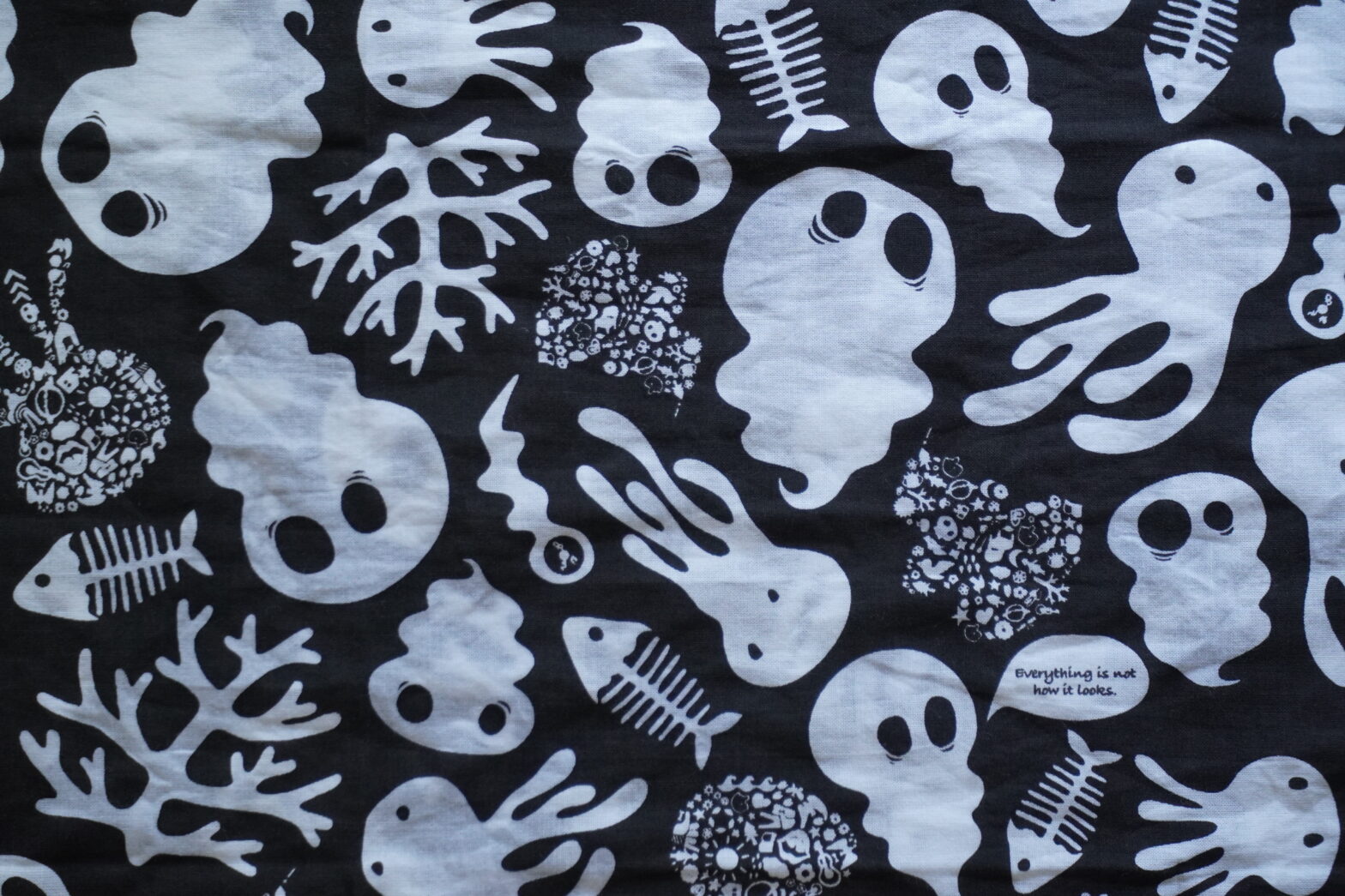 手拭いテキスタイル ghost poo chiemorimoto